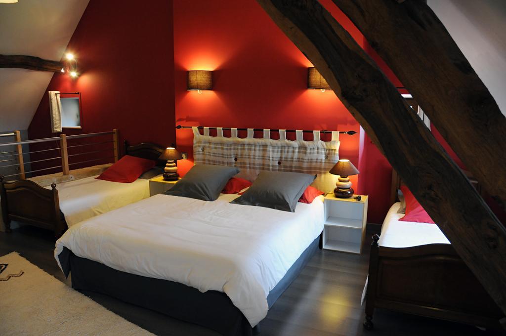 Escale En Charolais Brionnais Bed and Breakfast Saint-Julien-de-Civry Kamer foto