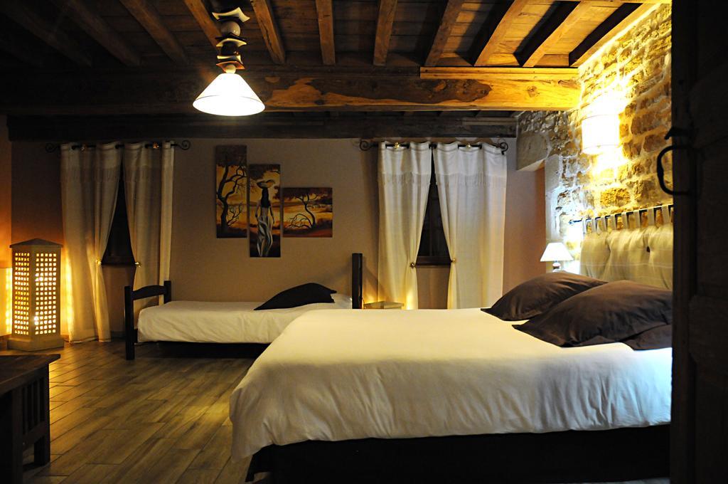 Escale En Charolais Brionnais Bed and Breakfast Saint-Julien-de-Civry Kamer foto