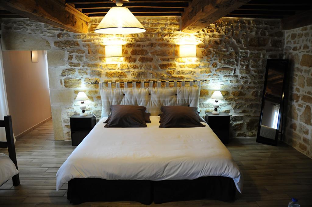 Escale En Charolais Brionnais Bed and Breakfast Saint-Julien-de-Civry Kamer foto