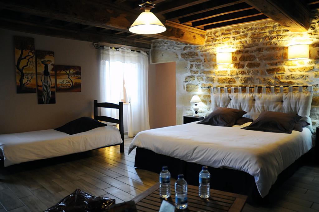Escale En Charolais Brionnais Bed and Breakfast Saint-Julien-de-Civry Kamer foto